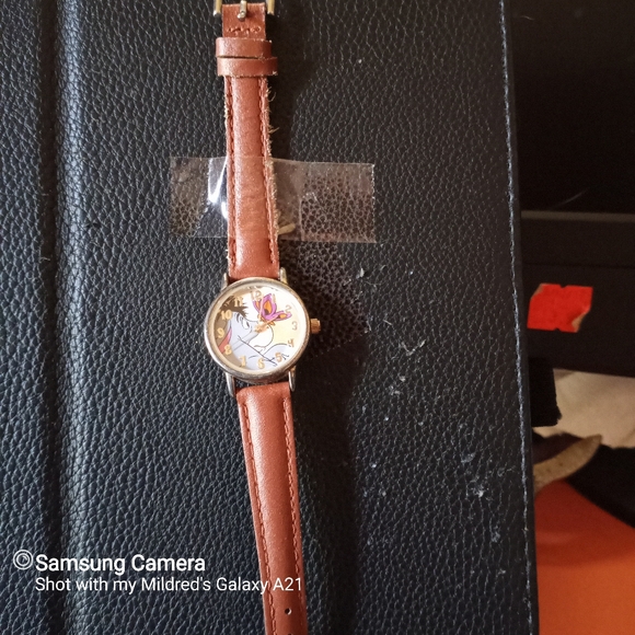 Watch - Picture 2 of 3